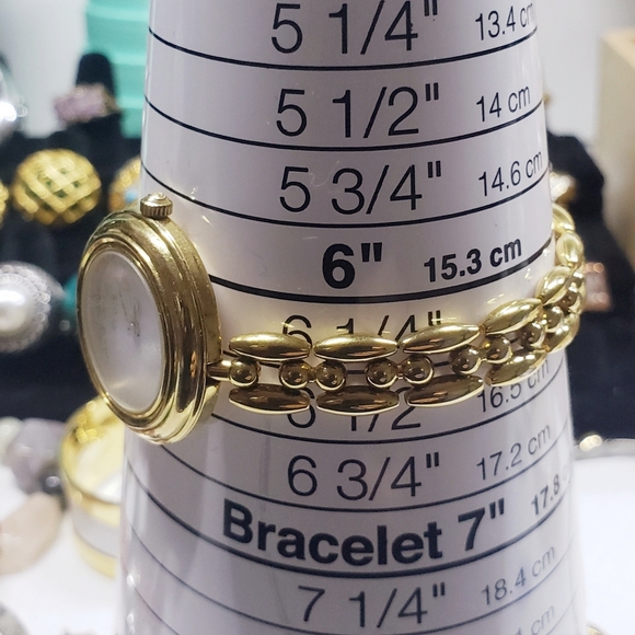 ROW!! Vintage Gucci 1980s Quartz Interchangeable Watch Bezel Set Gold Tone - Picture 10 of 10